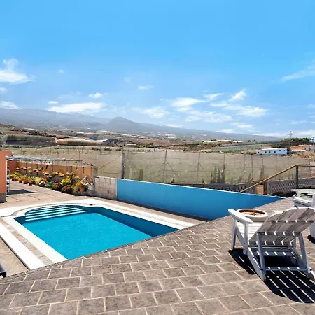 La Calabacera Casa Roja Con Piscina By Paramount Holidays * Guia de Isora (Tenerife)